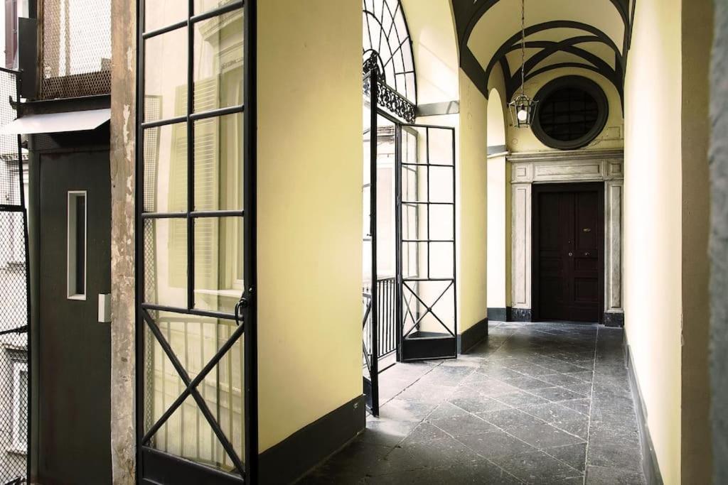 Hotel Real Paggeria à Naples Extérieur photo